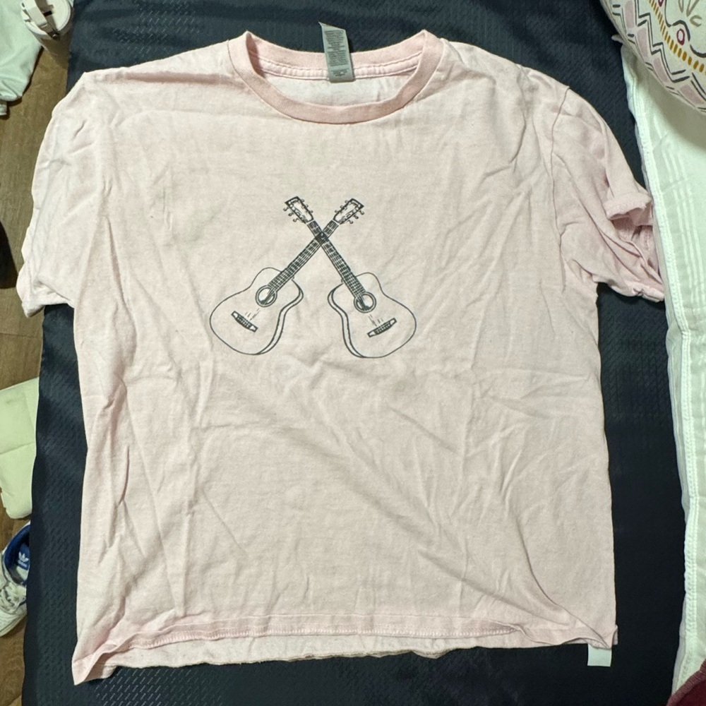 Light pink guitar baby tee 🎸🎸